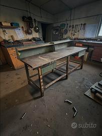 Banco in ferro pesante