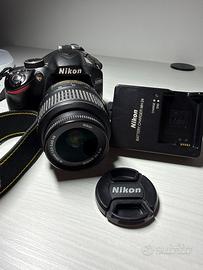 Nikon D3200 Reflex + obiettivo 18-55mm