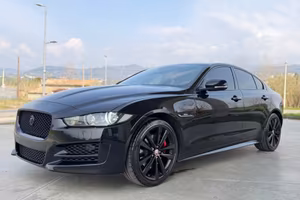 Jaguar XE 2.0 D Turbo R-Sport