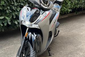 Honda SH 350 modello sport