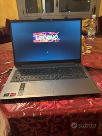 Pc portatile lenovo