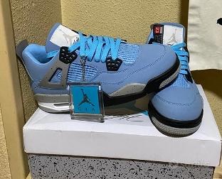 Jordan 4 Retro University Blue 40