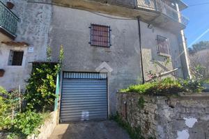 CASA INDIPENDENTE A ROCCABASCERANA