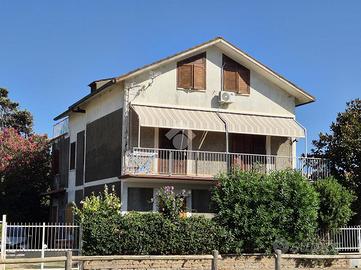 BIFAMILIARE A TARQUINIA