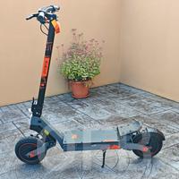 Kukirin g2ultra doppio motore prodotto nuovo 