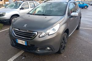 Peugeot 2008 1.6 blackmatt