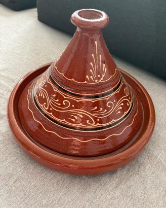 Tajine marocchina in ceramica dipinta a mano