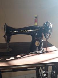 Macchina da cucire singer antica