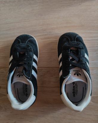 scarpine Adidas gazelle bambino 