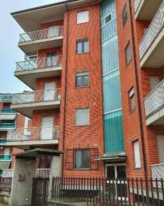 Immobile in asta di 106 m² con 3 locali a Asti