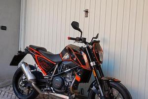 KTM DUKE 690 DEL 2018