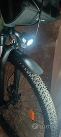 Bici trekking riverside 120 e pedalata assistita