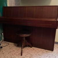 Pianoforte baldwin a muro con sgabello - 2.700€