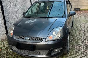 FORD FIESTA NEOPATENTATI