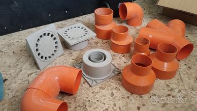 Raccordi per tubi scarico acque,e chiusini NUOVI