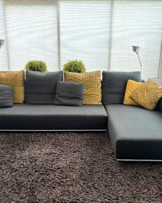 B&B Italia Divano George in tessuto grigio Maxalto