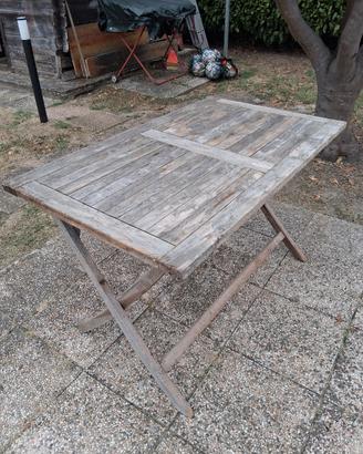 tavolo da giardino