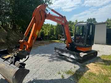 Escavatore hitachi ZX 50 U2