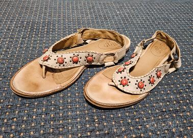Sandali