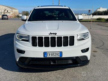 Jeep Grand Cherokee Summit pack Black cromo
