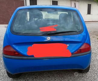 Lancia y