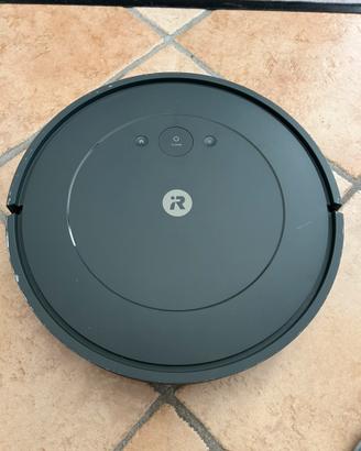 Robot Roomba Essential