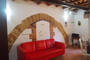 Ufficio di 60 al piano ammezzato