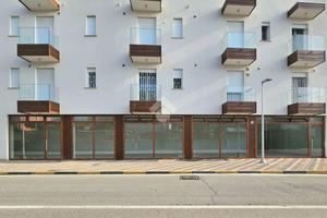 NEGOZIO A BELLARIA-IGEA MARINA