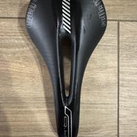 Sella per bicicletta da corsa