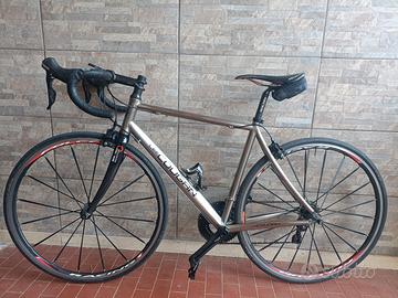 bicicletta corsa titanio Lee Cougan