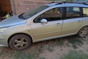 Peugeot 307 HDi 90 CV  SW Frizione Nuova 