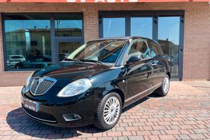 Lancia Ypsilon 1.2 Oro Plus