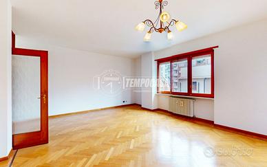 AMPIO APPARTAMENTO CON DOPPIO INGRESSO