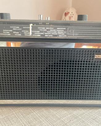 Radio portatile vintage Naonis anni '70 - Made in
