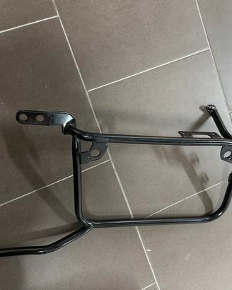 Telaio sx porta borse per BMW