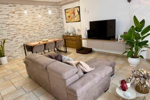 Appartamento piano rialzato ingresso indipendente