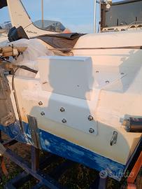 Supporto motore ausiliario