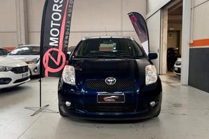 Toyota Yaris 1.3 5 porte Sol NEOPATENTATI