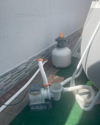 Piscina più motore a sabbia