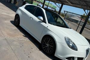 Giulietta quadrifiglio verde