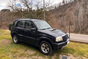 SUZUKI GRAND VITARA 4x4