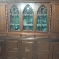 Credenza antica