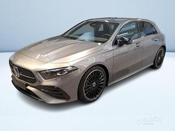Mercedes Classe A 180 d AMG Line Extra auto
