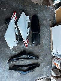 plastiche husqvarna sm 125