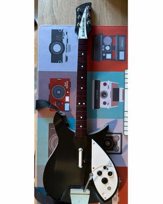 Chitarra Rock Band Beatles per Xbox