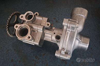 Pompa acqua / olio Yamaha R1 2010 + guarnizioni