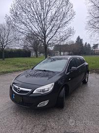 Opel Astra J SW GPL