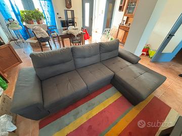 Divano letto angolare mondo convenienza come nuovo