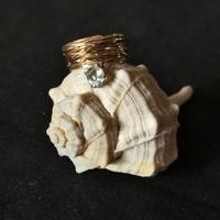 Anello in oro rosa 18 kt. con acquamarina