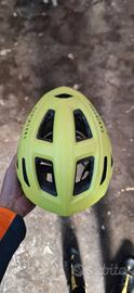 Casco Van Rysel Rcr